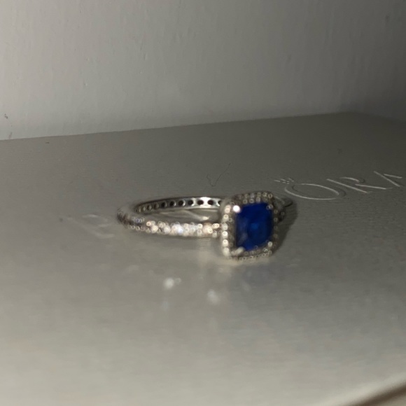 Beautiful Pandora Ring - Picture 4 of 7